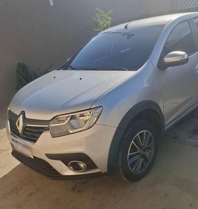 RENAULT SANDERO 1.6 16V SCE FLEX INTENSE X-TRONIC RENAULT SANDERO 1.6 16V SCE FLEX INTENSE X-TRONIC